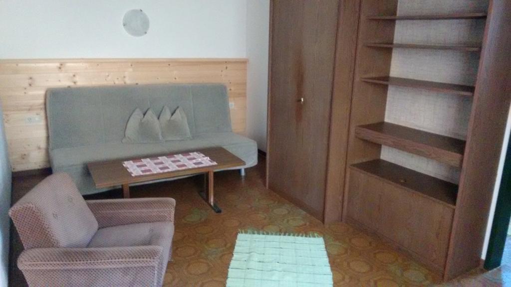 Appartements Weisses Rössl Sillian Exterior foto