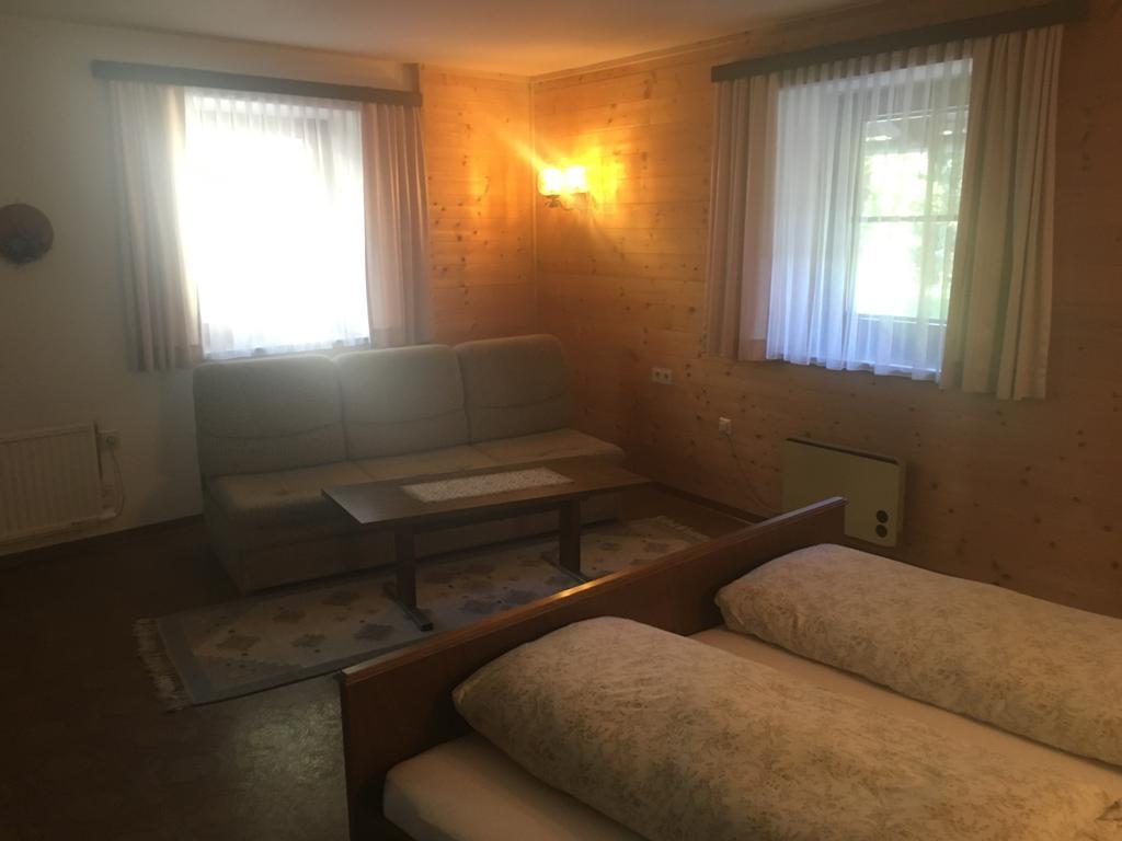Appartements Weisses Rössl Sillian Exterior foto